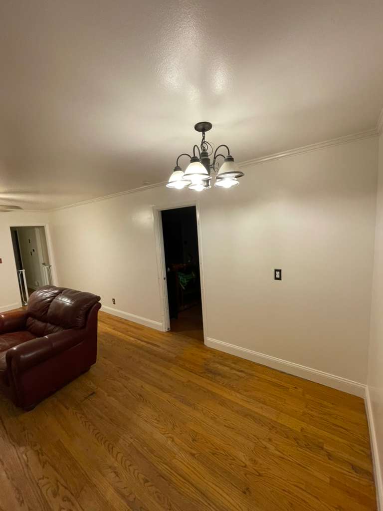 Finished drywall walls in residential living room, Metro Atlanta